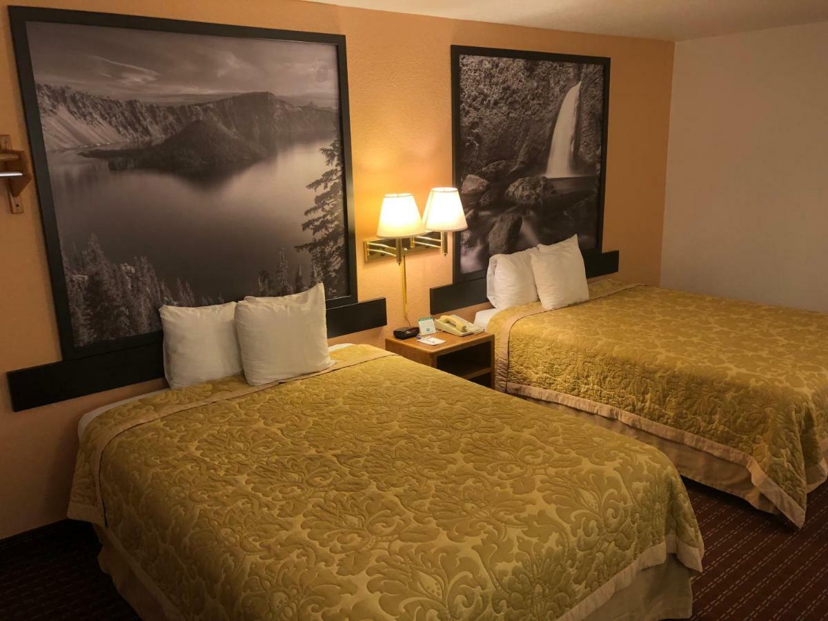 Super 8 By Wyndham The Dalles Or Luaran gambar