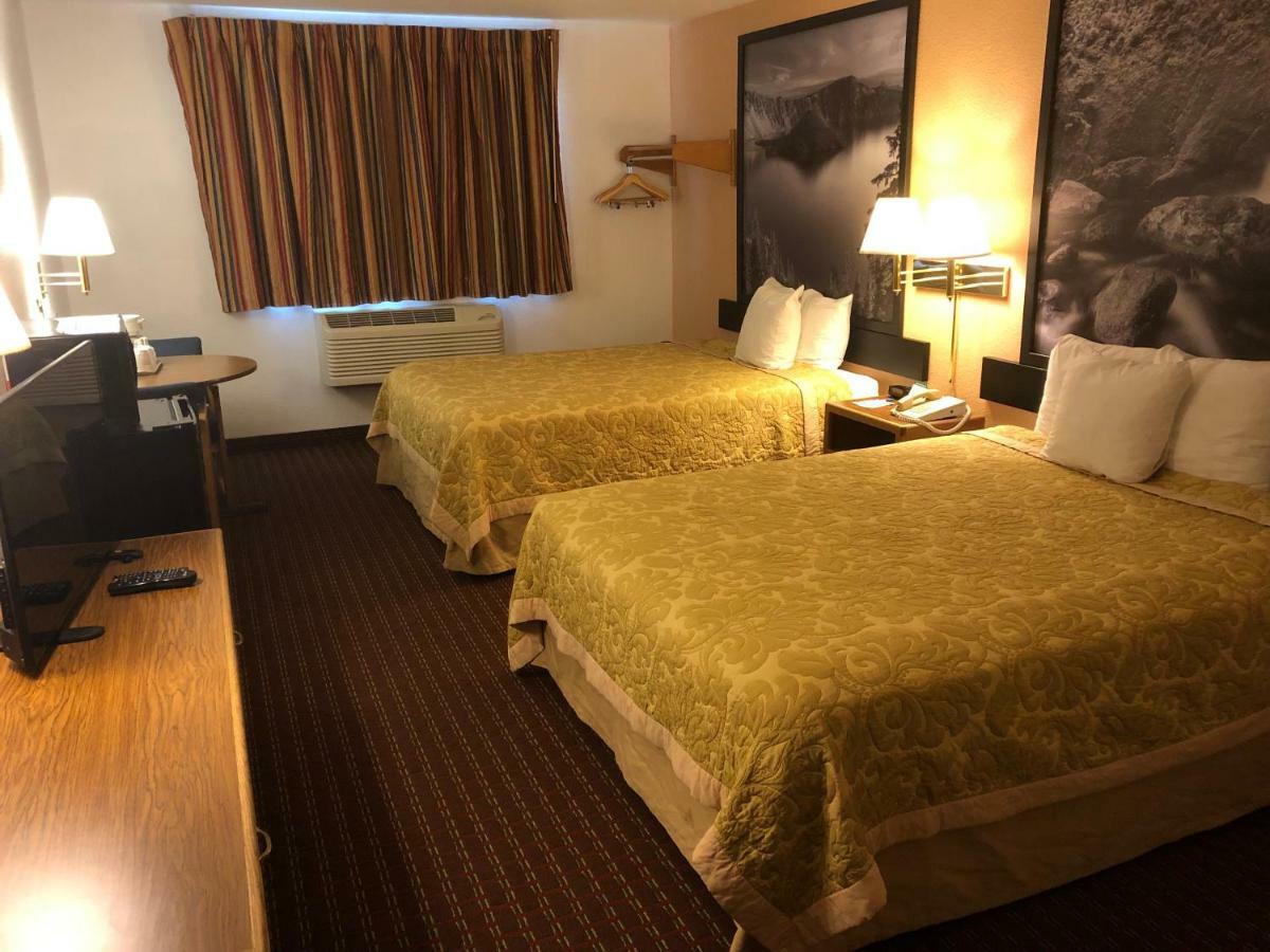 Super 8 By Wyndham The Dalles Or Luaran gambar