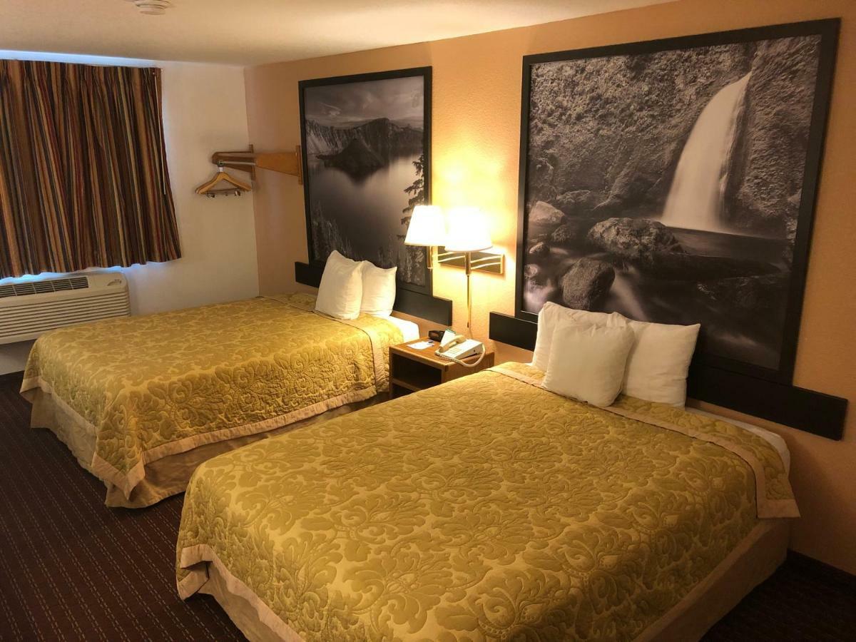 Super 8 By Wyndham The Dalles Or Luaran gambar